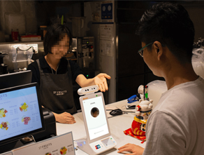 <b>钱客多发布双屏刷脸支付设备，助力智慧经营</b>